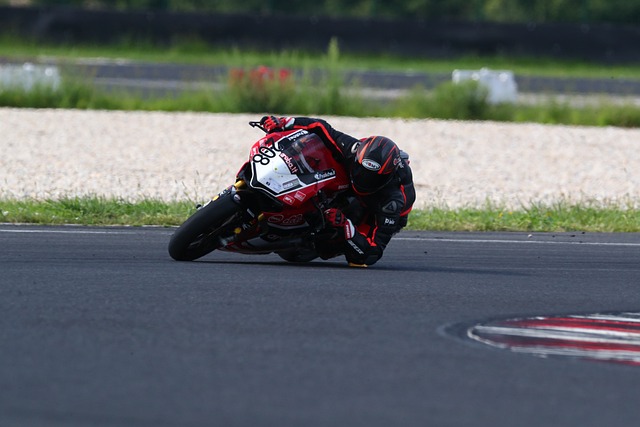 机构也在不 机构也在不