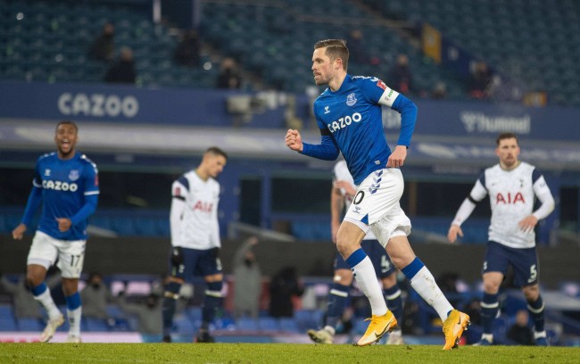 辽宁队凭借 辽宁队凭借